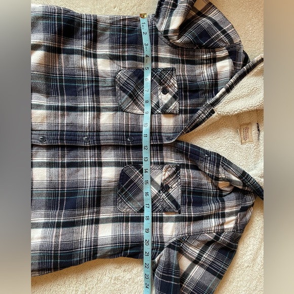 Boston Traders Sherpa Lined Hooded Flannel Shirt Jacket - Picture 11 of 14